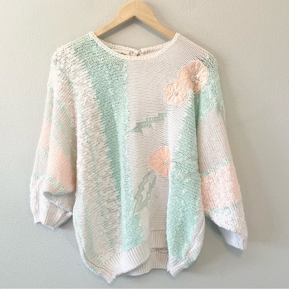 Selection Sweaters - Selection Vintage Floral Coquette Sweater